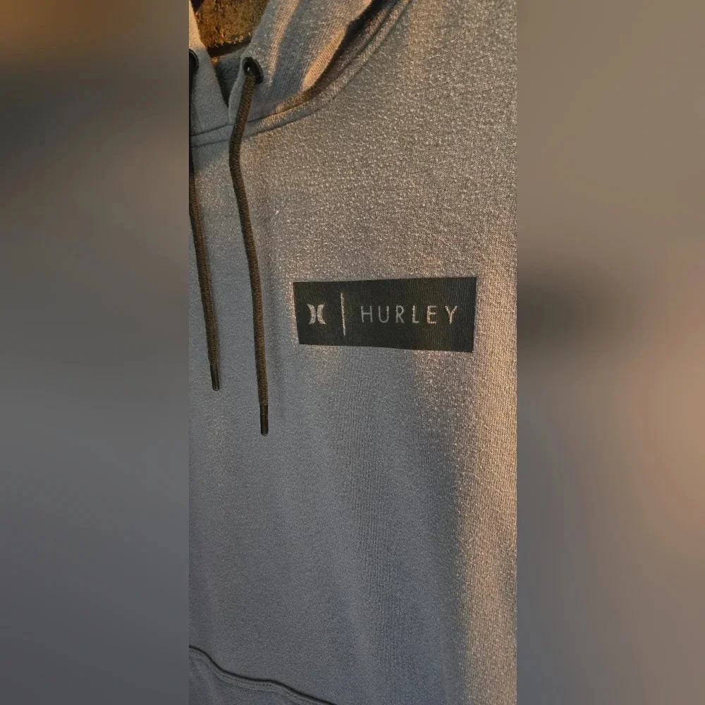 Hurley size small